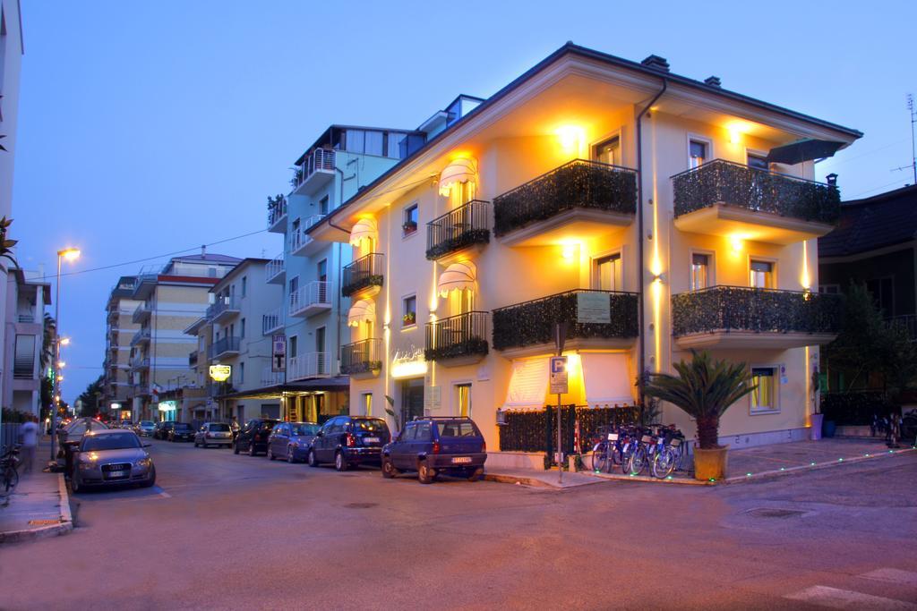 Casa Vacanze Villa Spina San Benedetto del Tronto Habitación foto