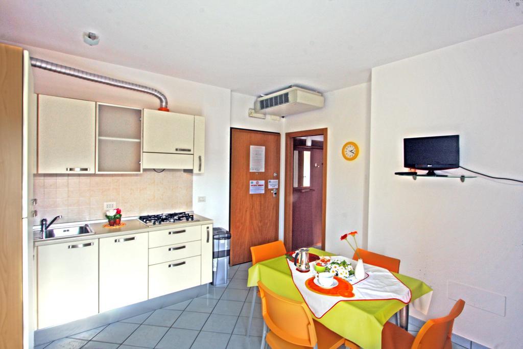 Casa Vacanze Villa Spina San Benedetto del Tronto Exterior foto